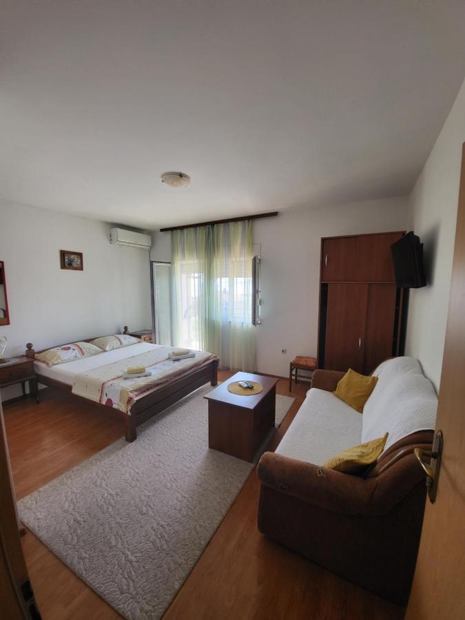 Apartmani Udovicic Trogir Exterior photo